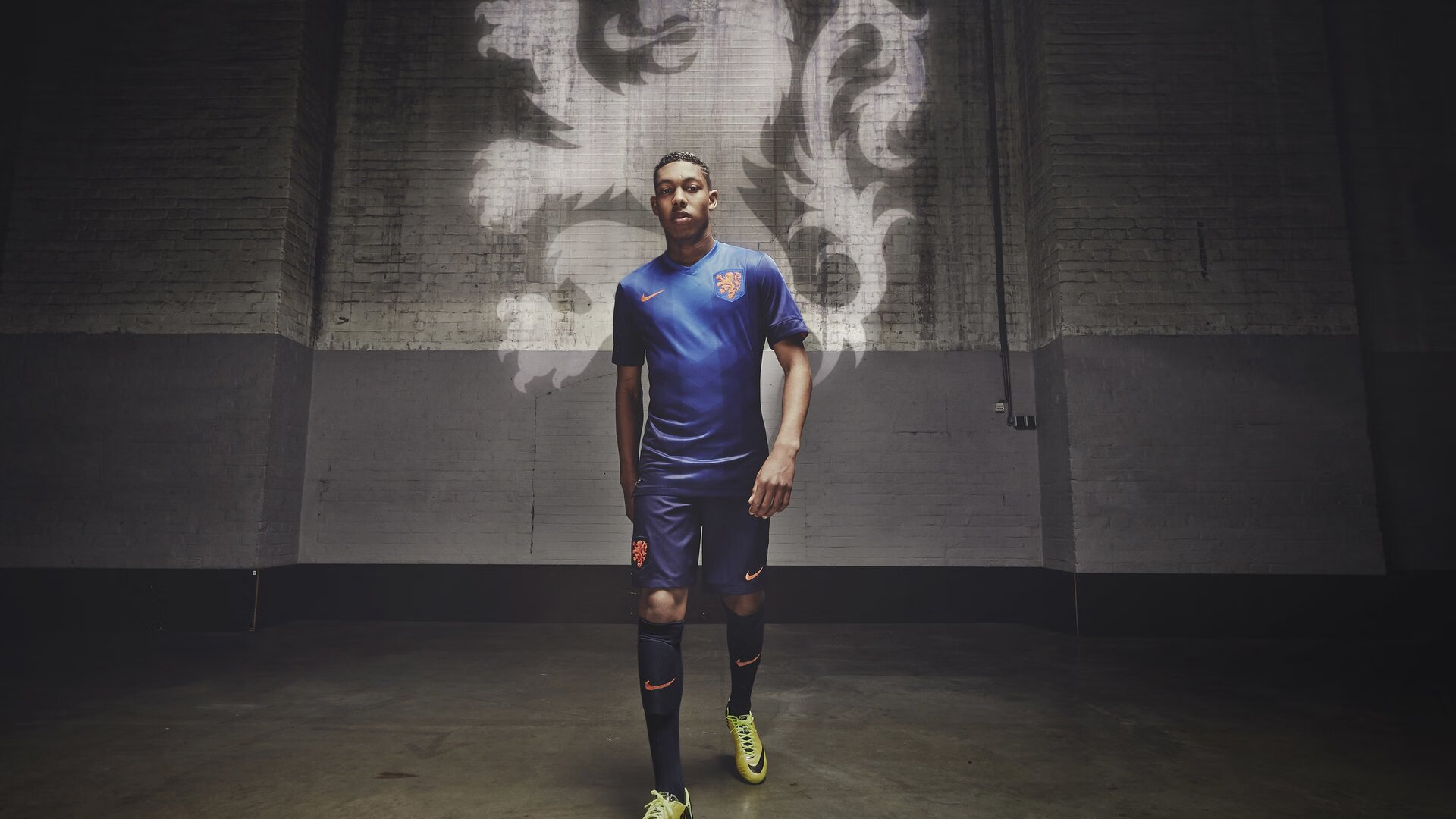 开云体育官方下载-经典跑酷路线比赛，穿越城市建筑的极限挑战，跑酷赛道